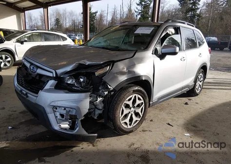 2019 Subaru Forester Premium z USA, uszkodzony, nr VIN JF2SKAEC0KH442990